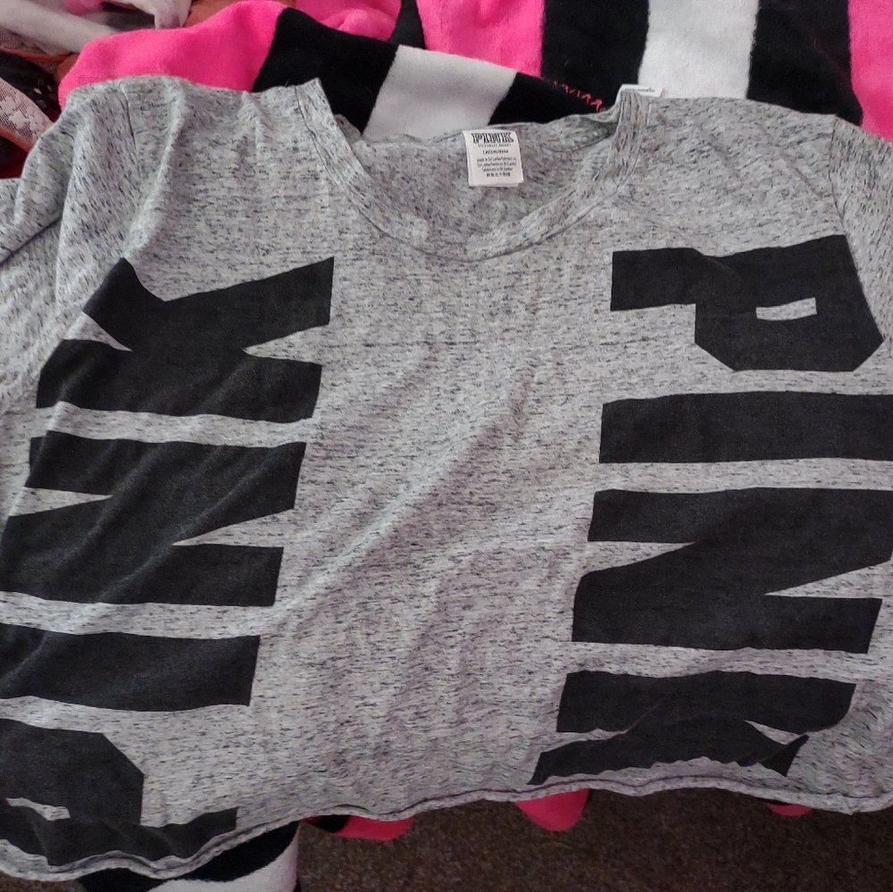 PINK tee
